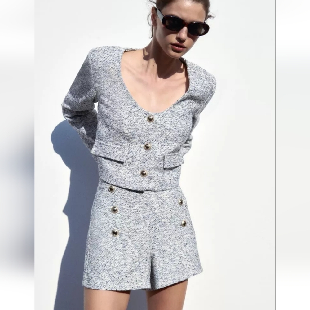 NWT Zara Blue & White textured gold button High Waisted shorts Size S